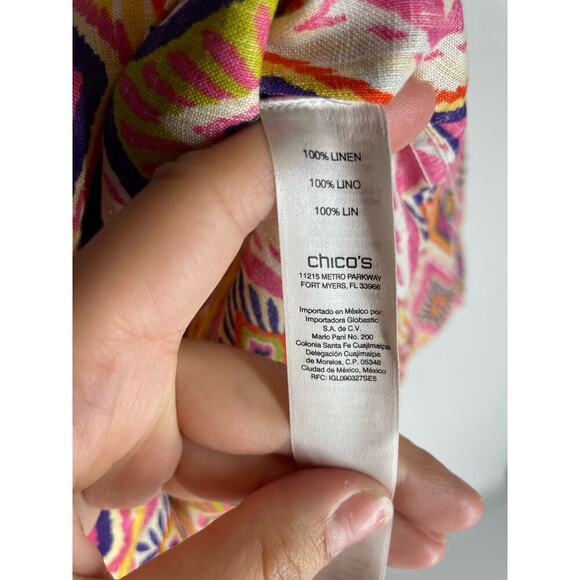 Chico's 100% Linen Colorful Printed Aztec No Iron Button Down Top Size 1 US M - Picture 3 of 4